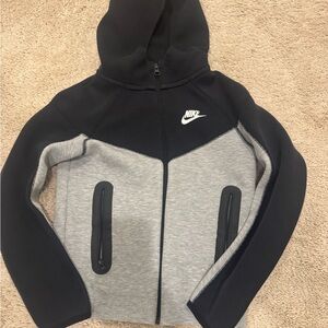 Nike Tech Black and Gray Set